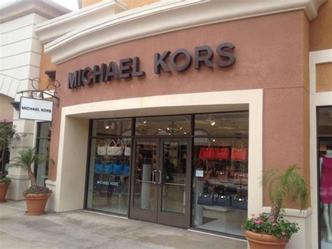 michael kors las americas outlet|Michael Kors vs outlet.